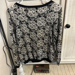 Mason & Mackenzie floral blouse only worn once